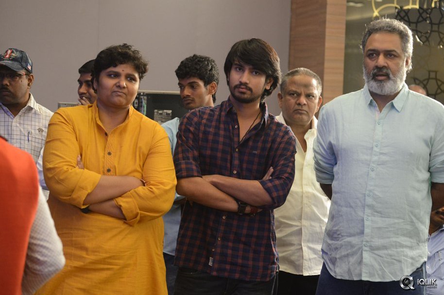 Kalyana-Vaibhogame-Movie-Audio-Launch